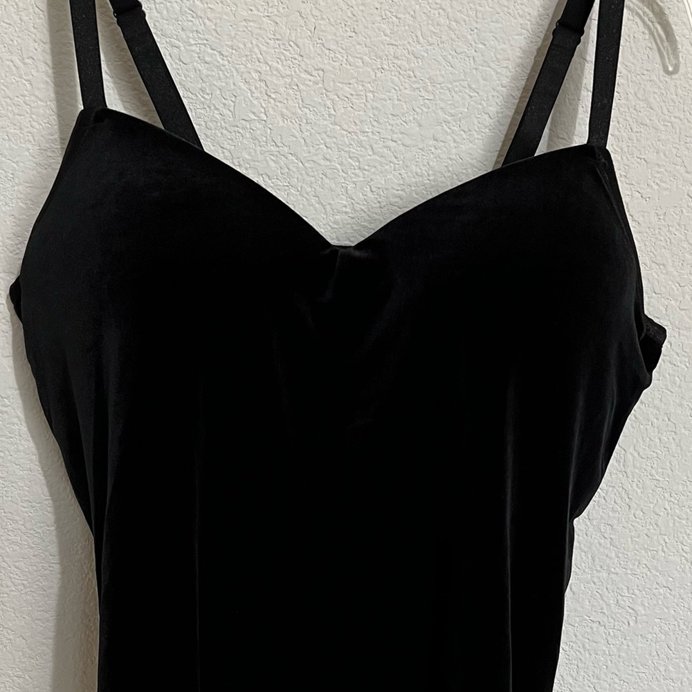 Torrid Black Velour Tank with Built in Lightly Padded Underwire Bra New Size 2X